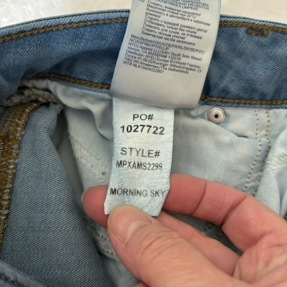 NYDJ Marilyn Straight Jeans Womens Size 10 Raw Hem High-Rise - Picture 8 of 14